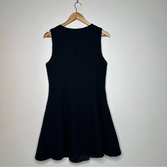 Theory Black Sayidres Leira V-Neck Zipper Front Dress Size 12 - Picture 7 of 11